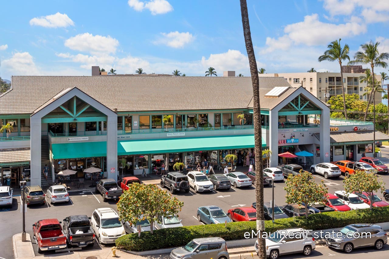 The Dolphin Plaza is adjacent to Kamaole Beach Royale offering a myriad of great shops and restaurants
